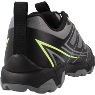 Zapatillas Niño de la marca GEOX  modelo J66AKA 011BC GRIS