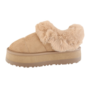 Ciabatte in simil camoscio imbottite con platform