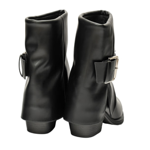 Stivaletto in simil pelle con fibbia