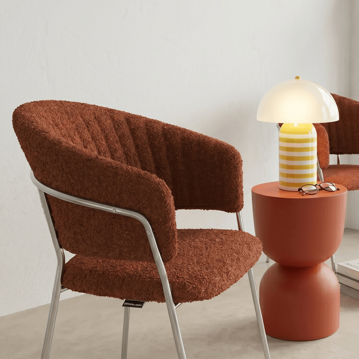 Lot de 2 chaises en tissu bouclé, piètement chromé - ISYA