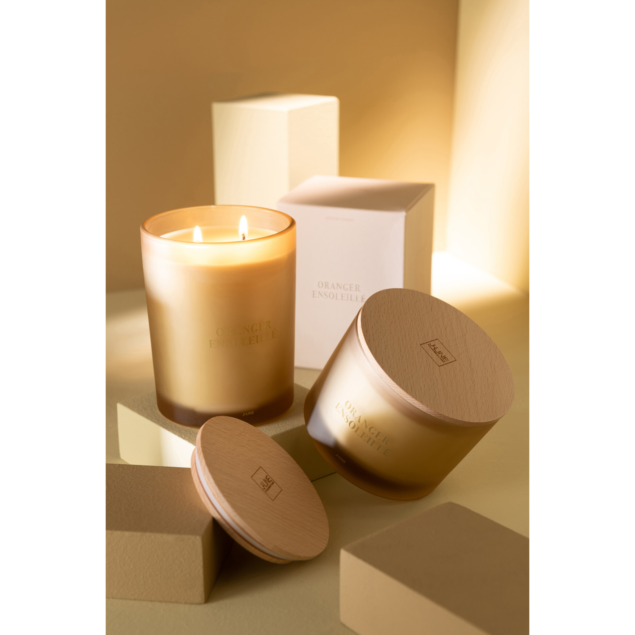 J-Line bougie parfumée Accords Essentiels - Oranger Ensoleillé - jaune - 52H