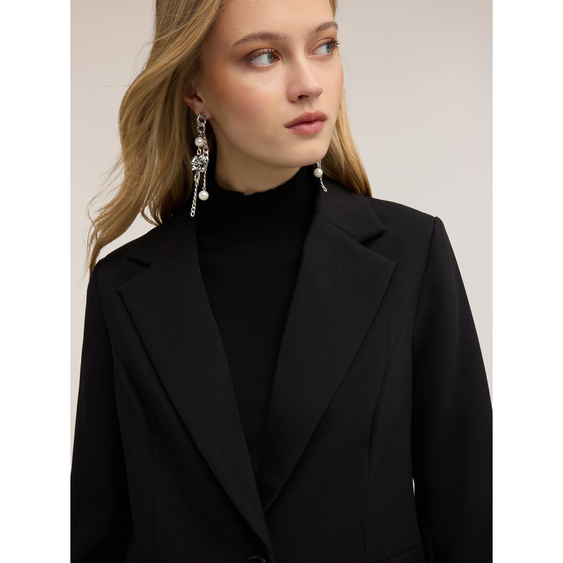 Motivi - Blazer corta con revers - Nero