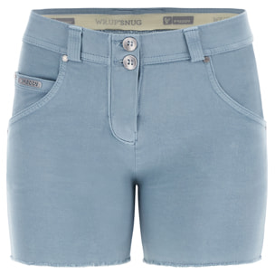 Shorts WR.UP® in denim navetta ecologico fondo sfrangiato e abrasioni