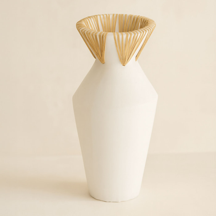 Vase en béton et rotin blanc h37cm AYA