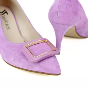 Salón en ante lila con adorno. Tacón 7 cm.