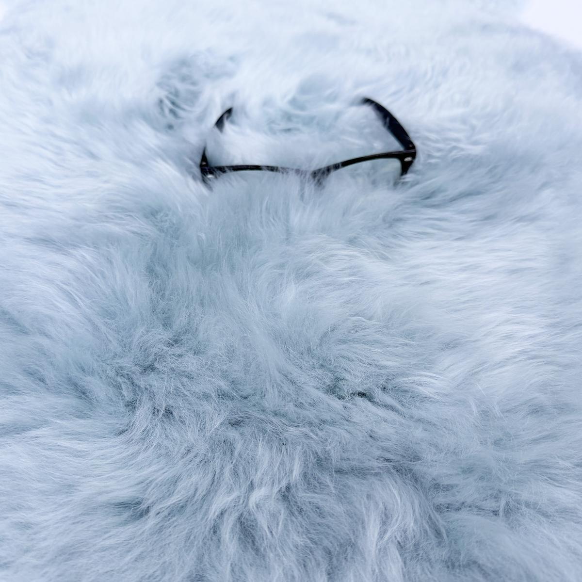 Authentique peau de mouton chaude et épaisse