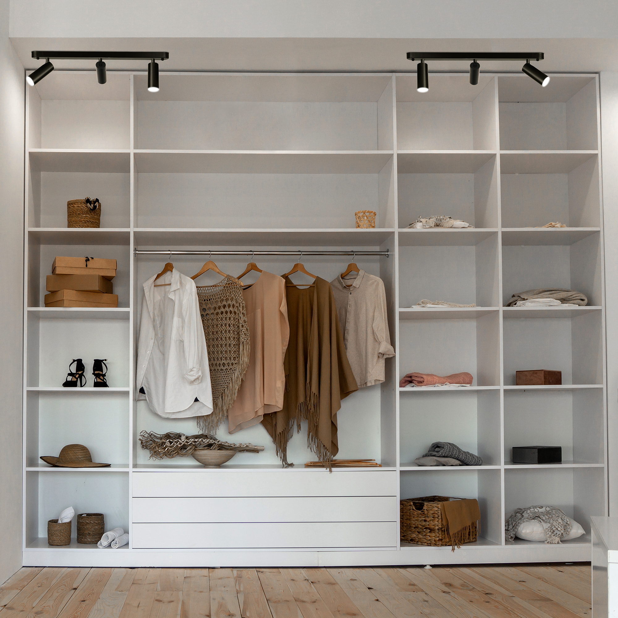 FORLIGHT Proyector Ip20 Logos Triple Led Led Led 3,7,,3,7,,3,7W 3000K Negro 846Lm