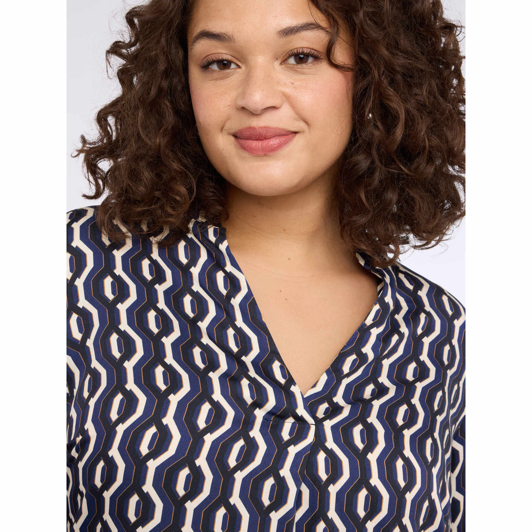 Fiorella Rubino - Blusa stampa geometrica in raso - Blu