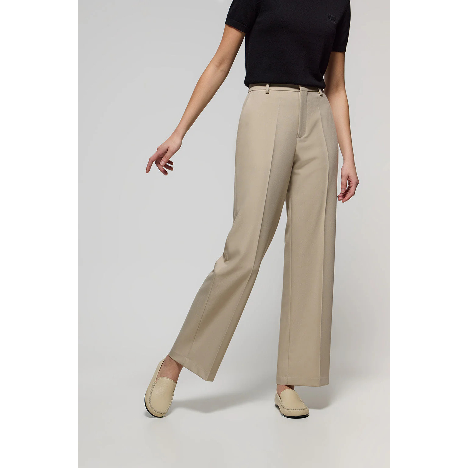 Pantalón ancho de vestir beige con detalles Polo Club