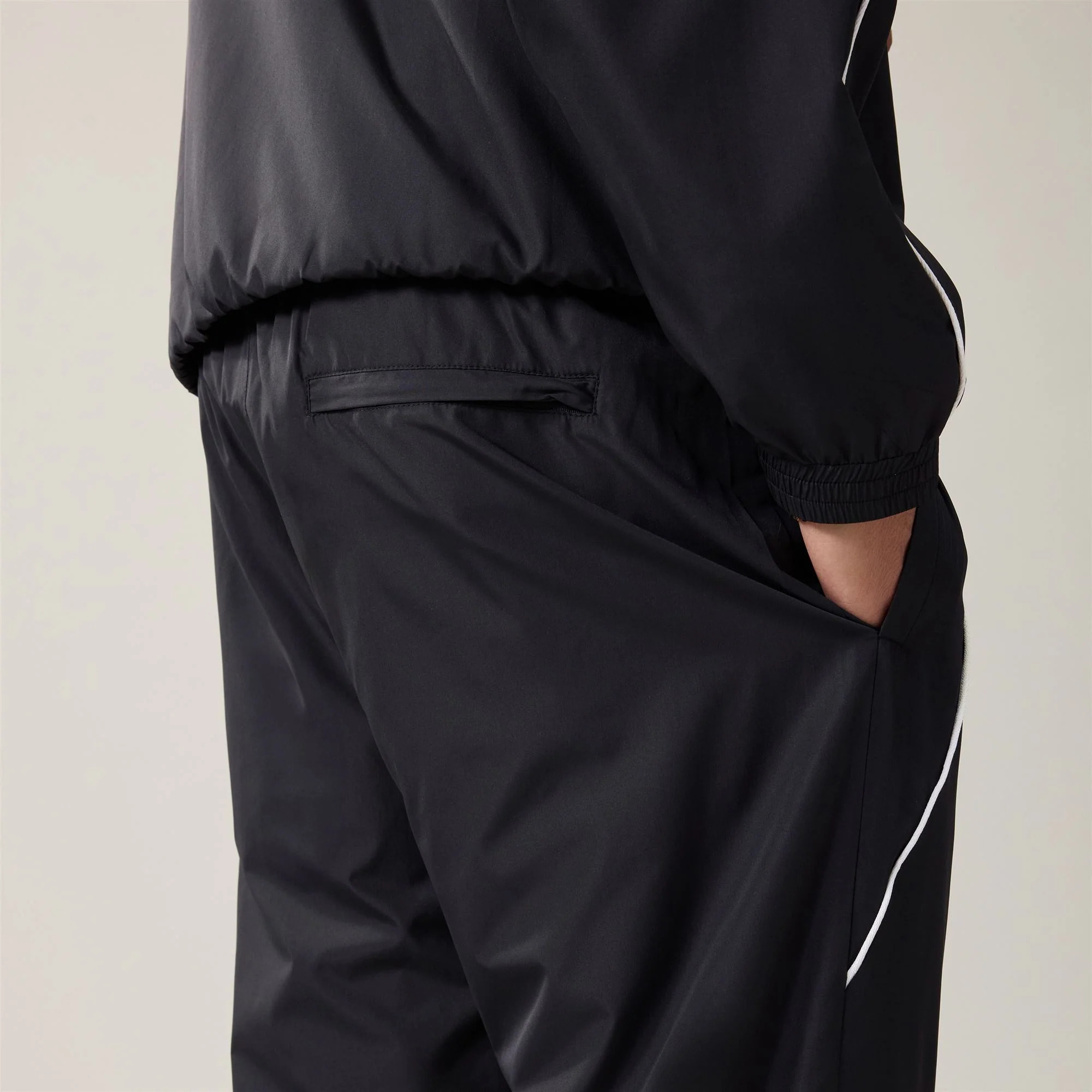 Kappa - Pantalones Hombre Negro - Authentic Olpin