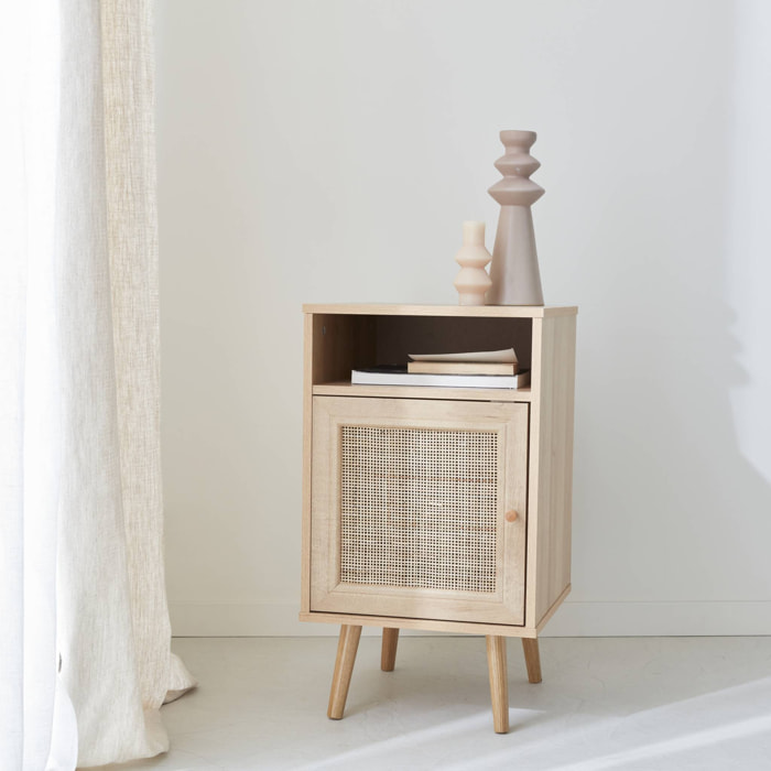 Table de chevet en cannage coloris naturel - Bohème - 40x39x70cm. naturel - 2 niveaux - 1 porte - 1 espace de rangement - pieds scandinaves