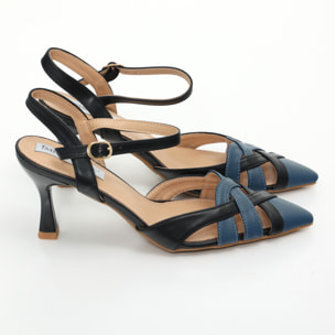 Sandali in simil pelle bicolore con incrocio sulla punta
