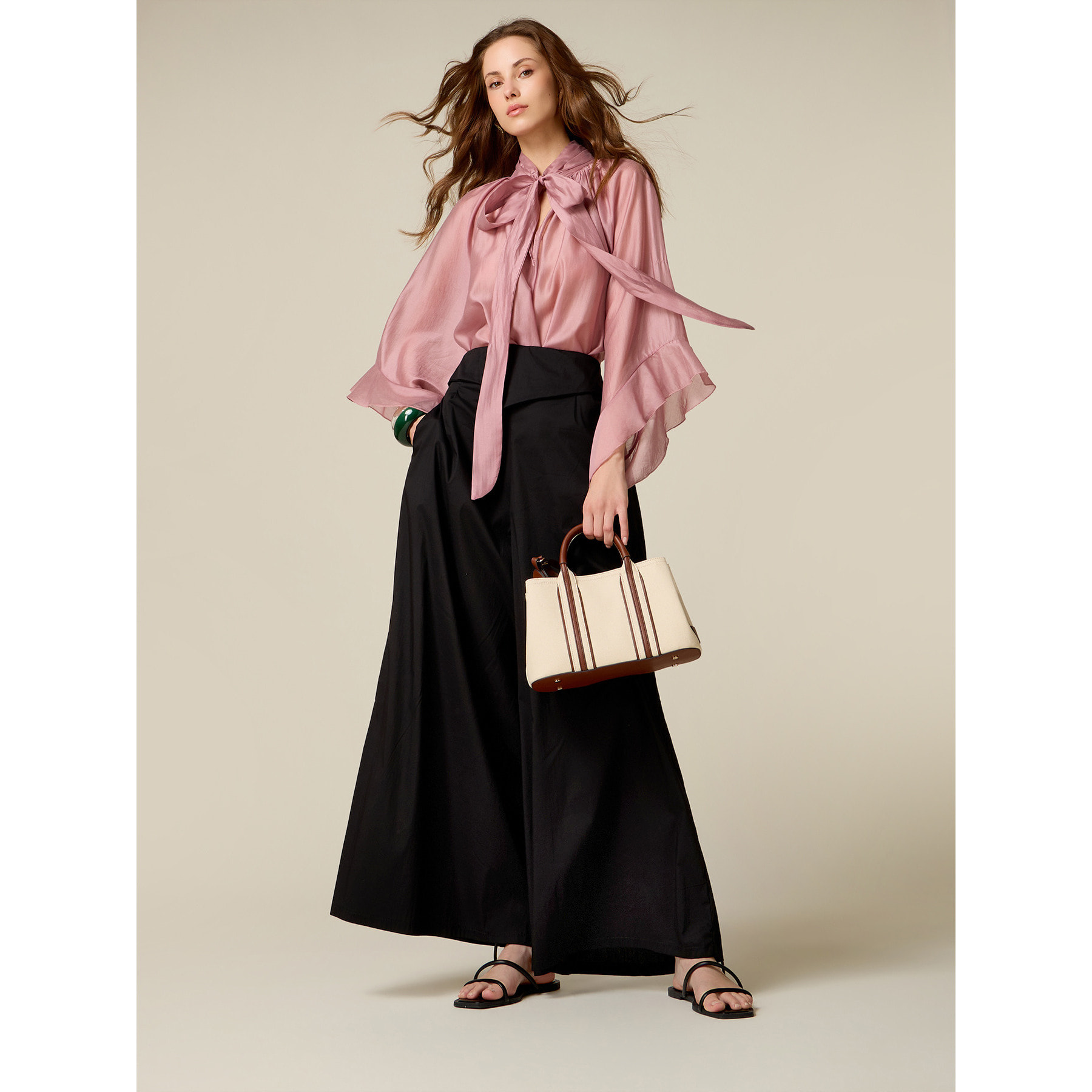 Oltre - Pantaloni wide leg con baschina in vita - Nero