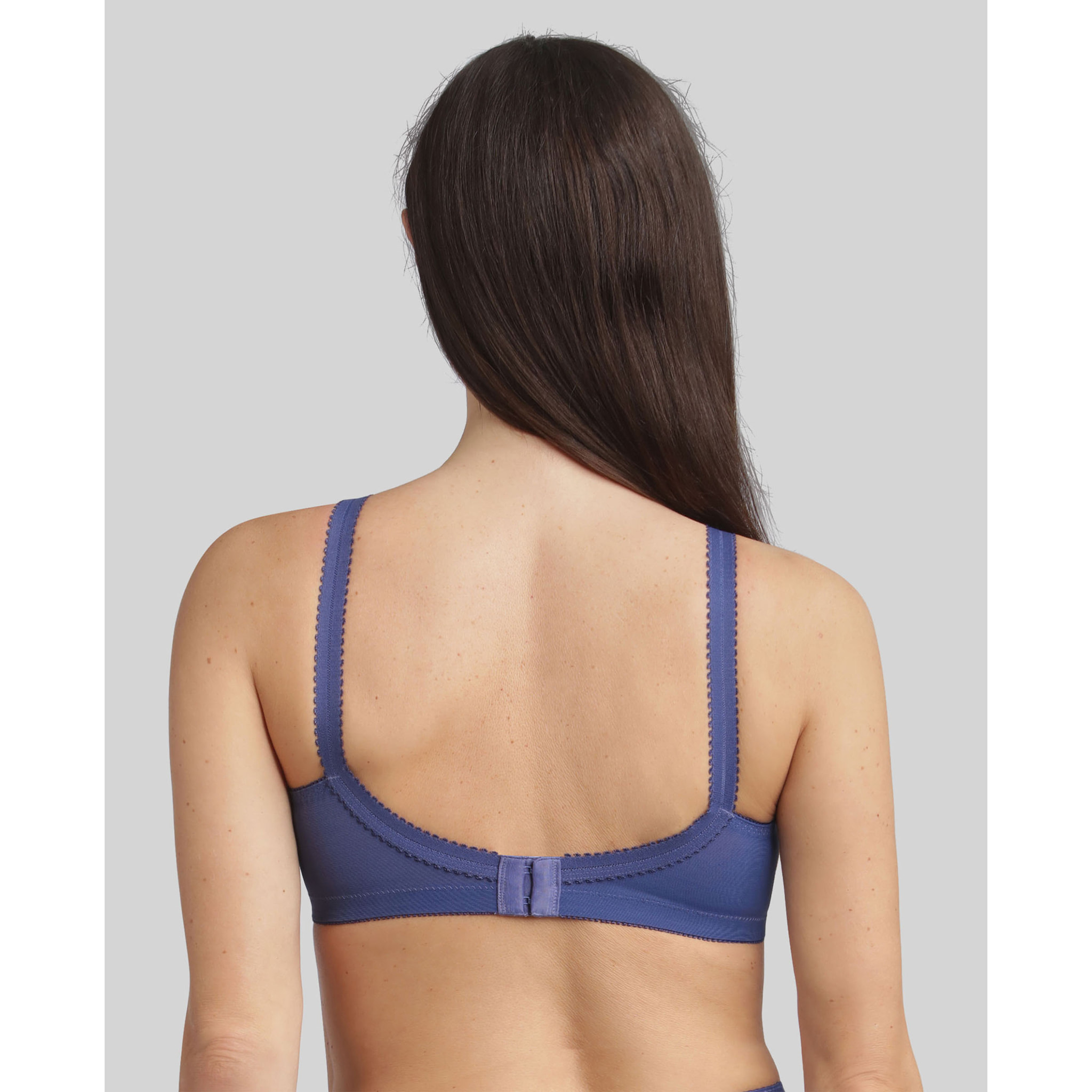 Sujetador sin aros cruzado mágico 556