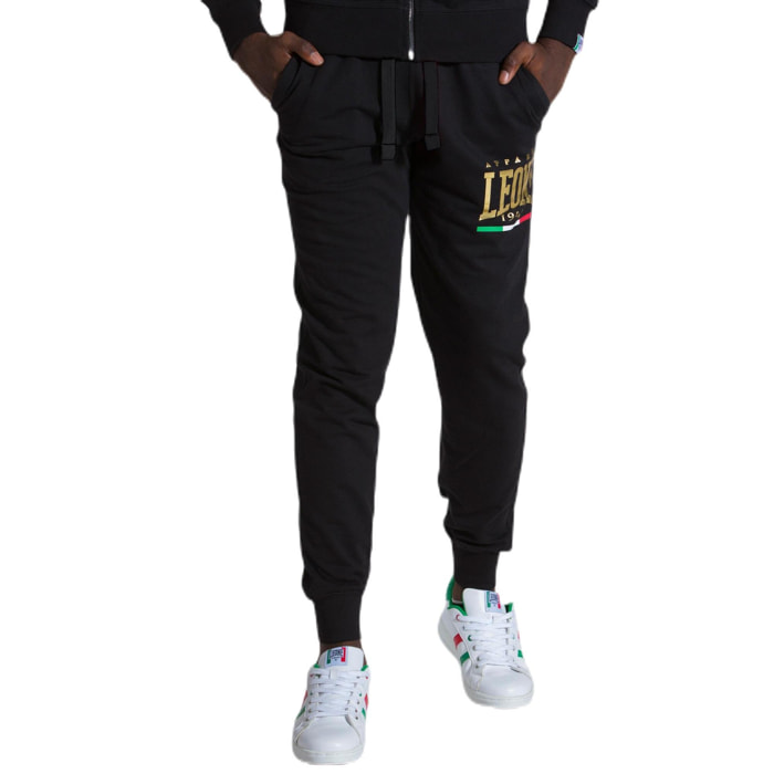 Pantalones deportivos dorados para hombre.