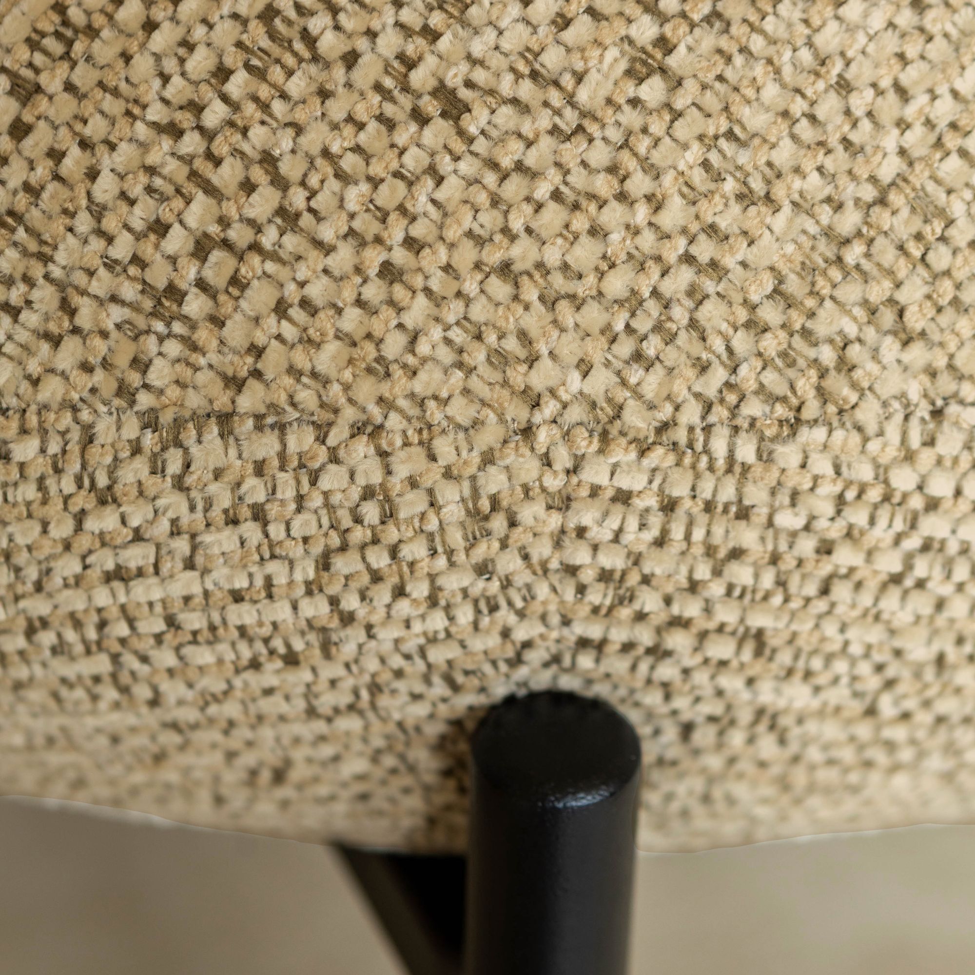 Ensemble table extensible effet noyer et 6 chaises tissu tweed beige