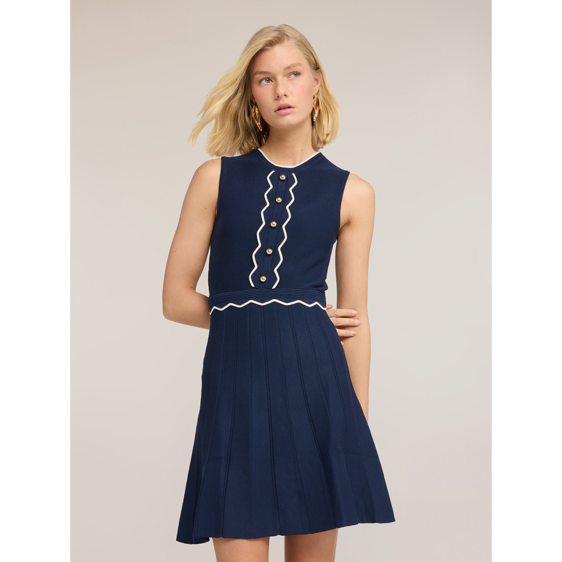 Motivi - Vestito flare in maglia fine plissé - Blu