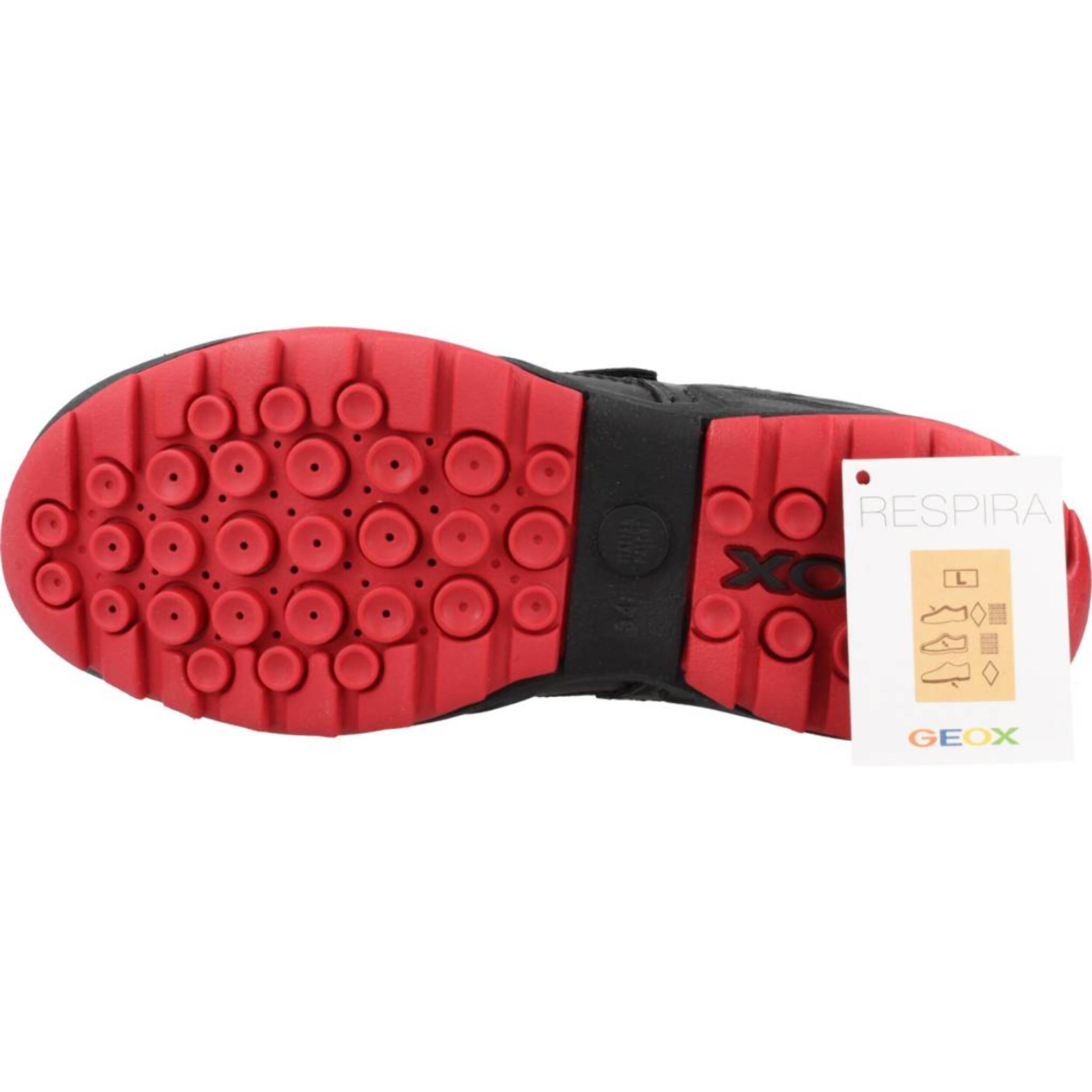 Zapatillas Niño de la marca GEOX  modelo J NEW SAVAGE BOY A NEGRO