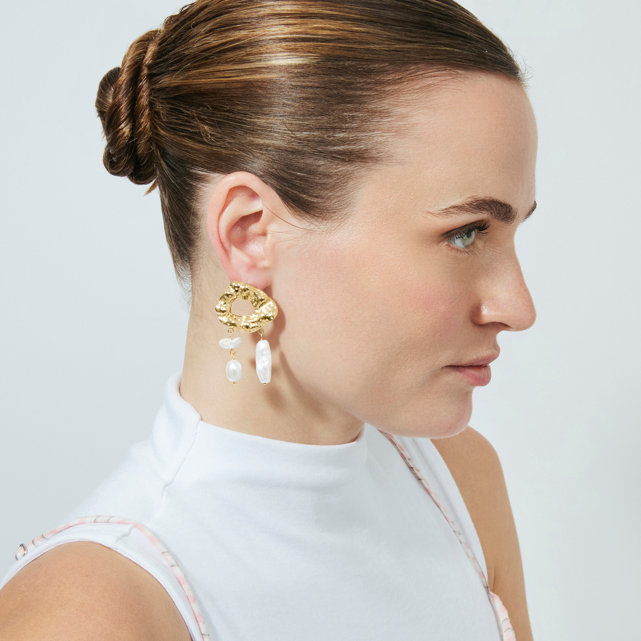 Pendientes Dehan acabado oro amarillo 18k