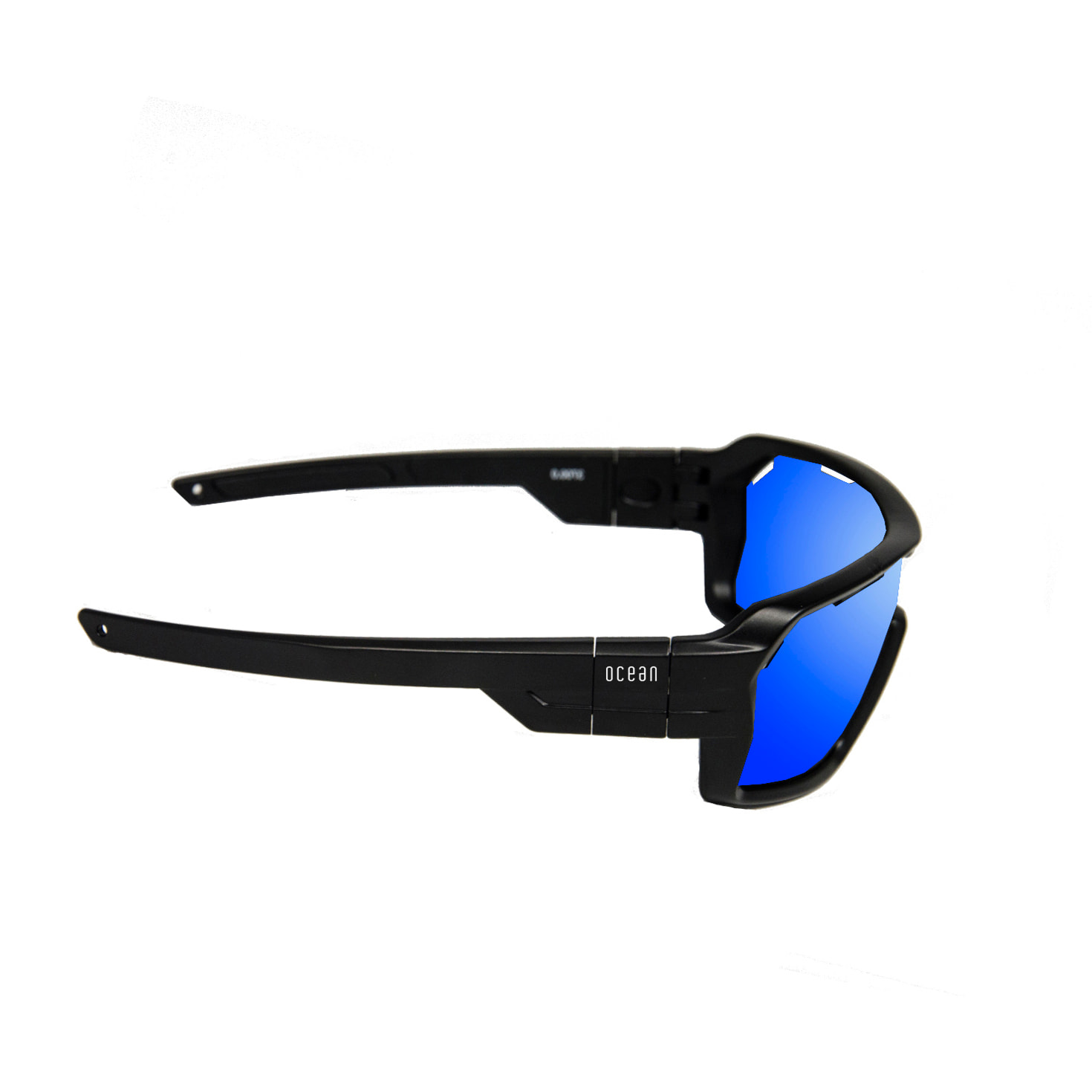 Gafas de deportes acuáticos OCEAN CHAMELEON - Negro brillante / Revo azul con plaqueta nasal y puntas y espuma azul con correa azul