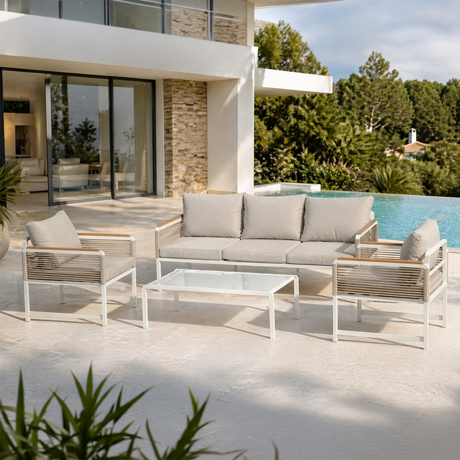 Salon de jardin 5 places avec table basse gris clair SALINE