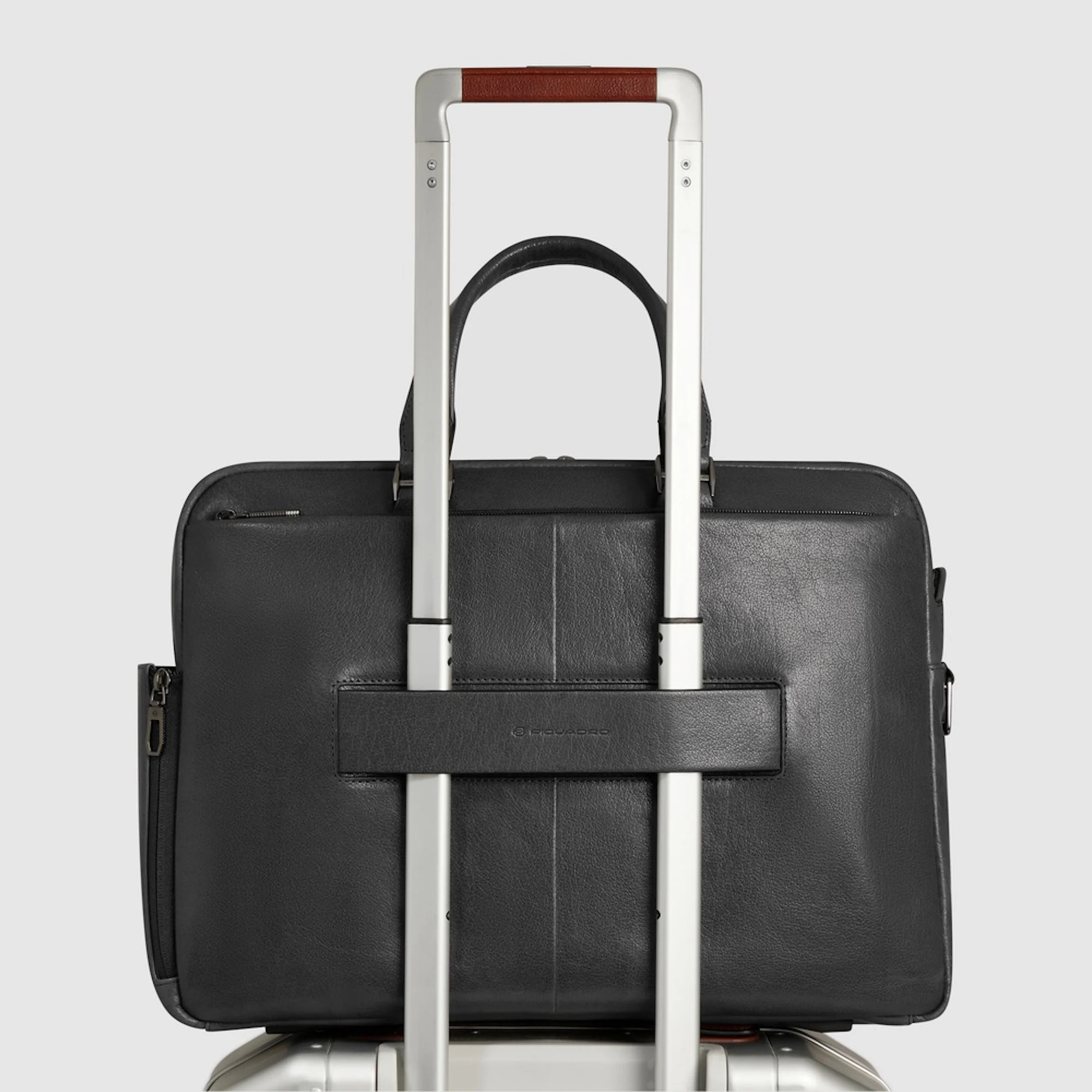 Piquadro Borsa da lavoro porta pc e porta iPad® personalizzabile con protezioni antiurto e RFID