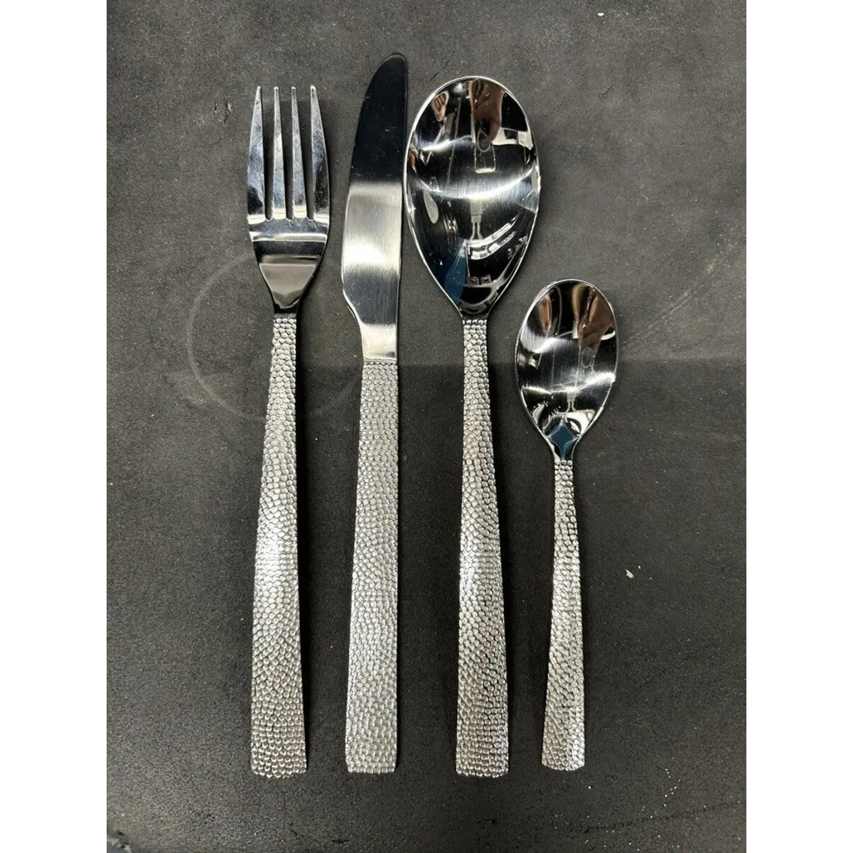 Ménagère Lira 24 pièce(s) argent L1,8xp0,2xH21,7cm