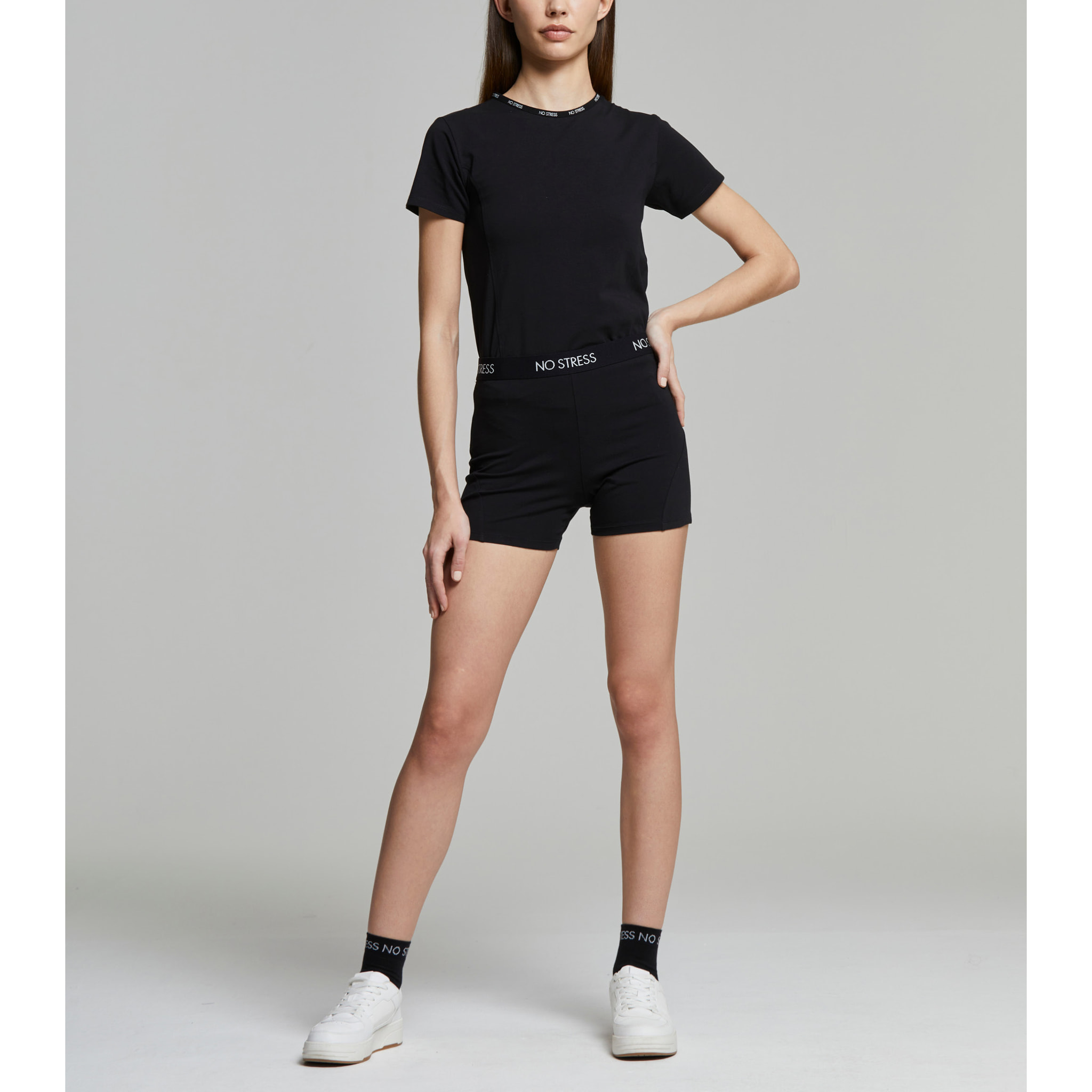 Short donna no stress slim fit sportivi