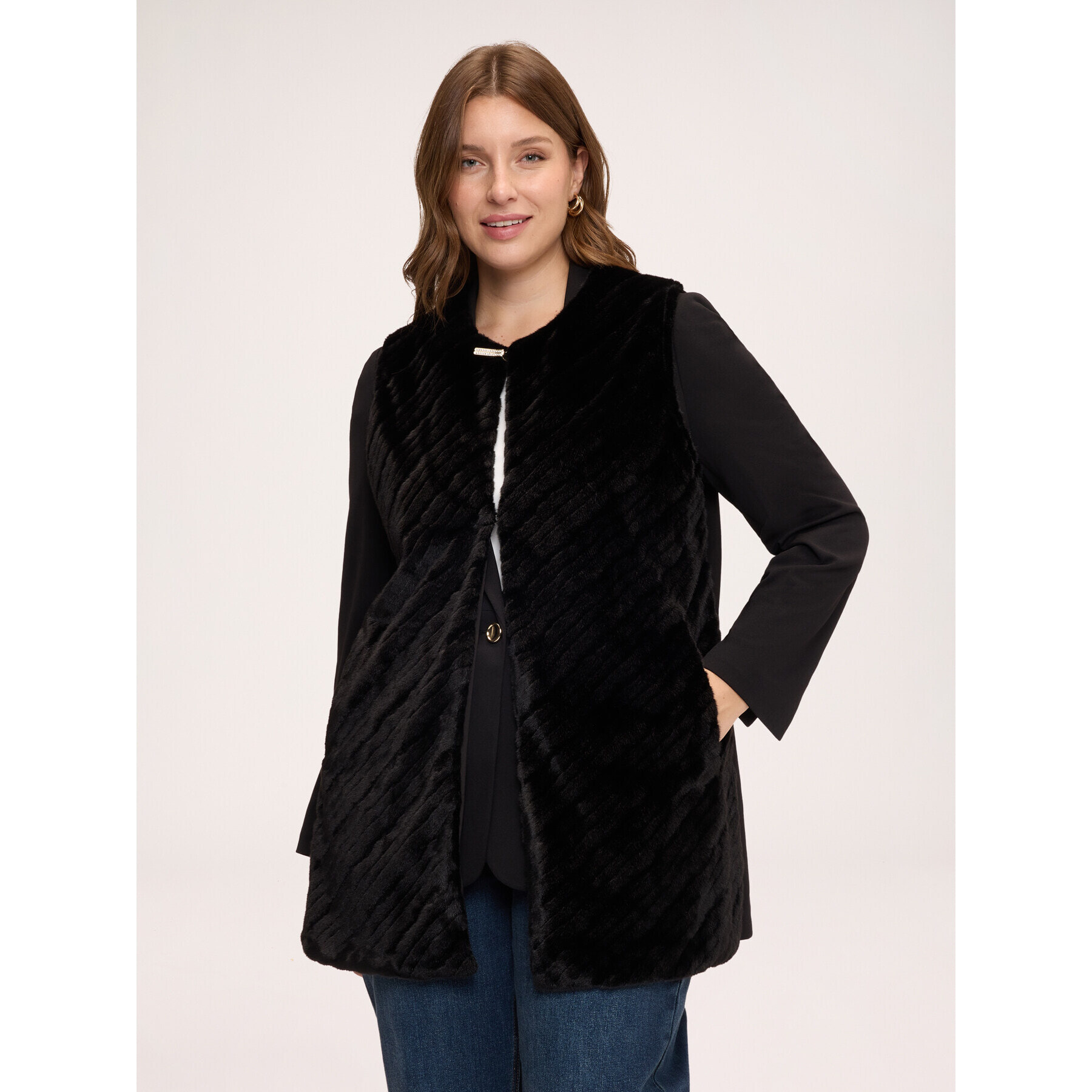 Fiorella Rubino - Gilet lungo in peluches - Nero