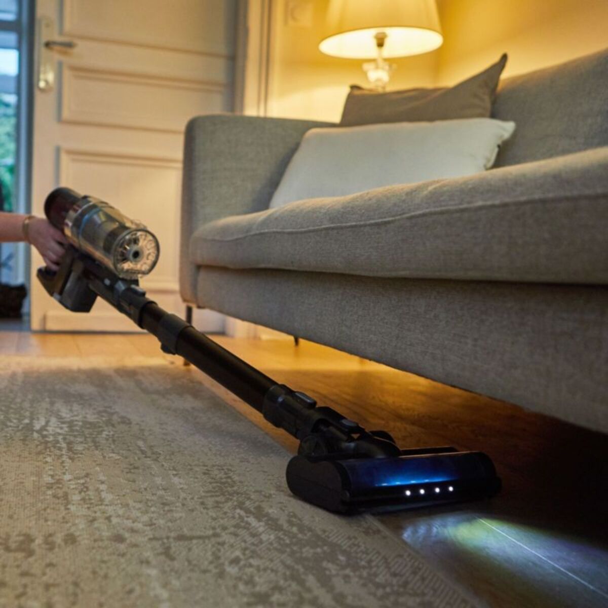 Aspirateur balai ESSENTIELB EAMU 288 Easy Tech pro