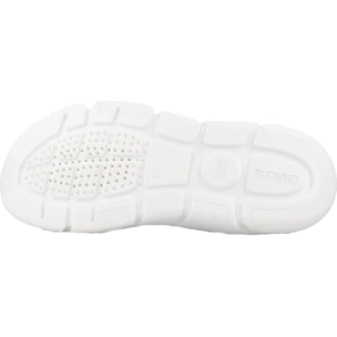 Zapatillas Niña de la marca GEOX  modelo J ARIL GIRL AZUL