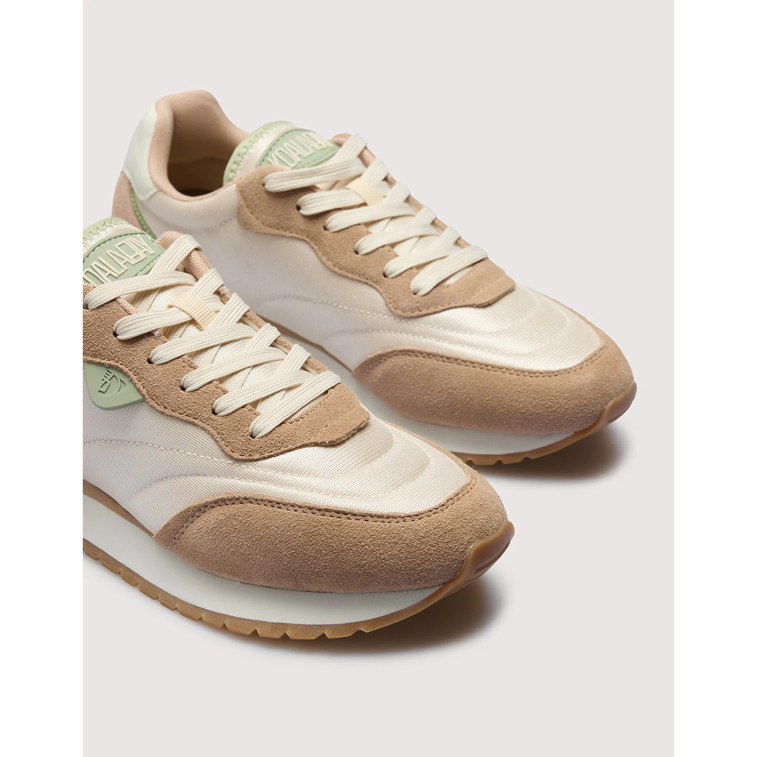 Sneakers Beige - NEPTUNE