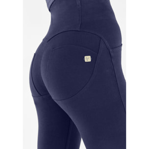 Pantaloni push up WR.UP® curvy vita alta con bottoni in cotone