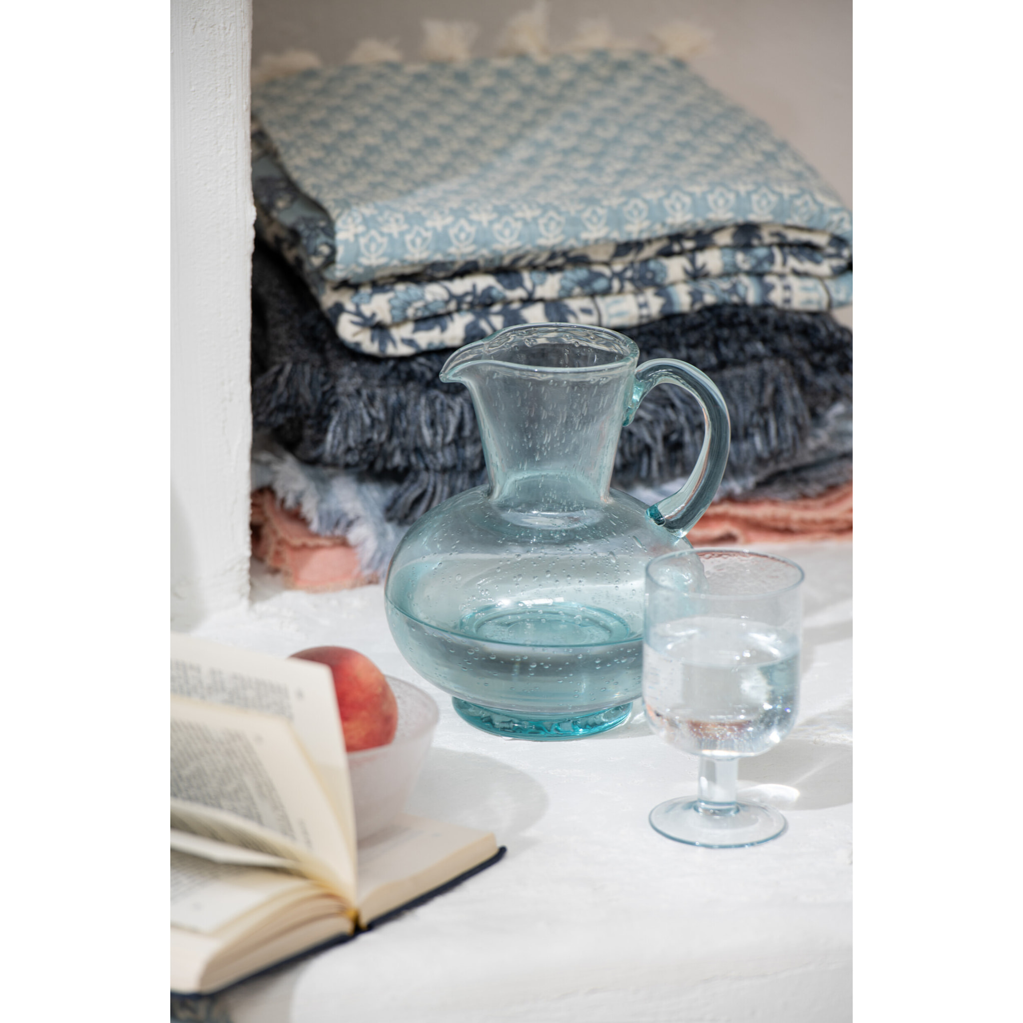 J-Line carafe Boule - verre - bleu clair