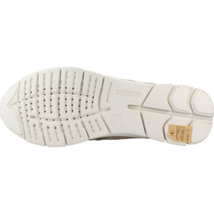 Sneakers de  Mujer de la marca GEOX  modelo D SUKIE ORO