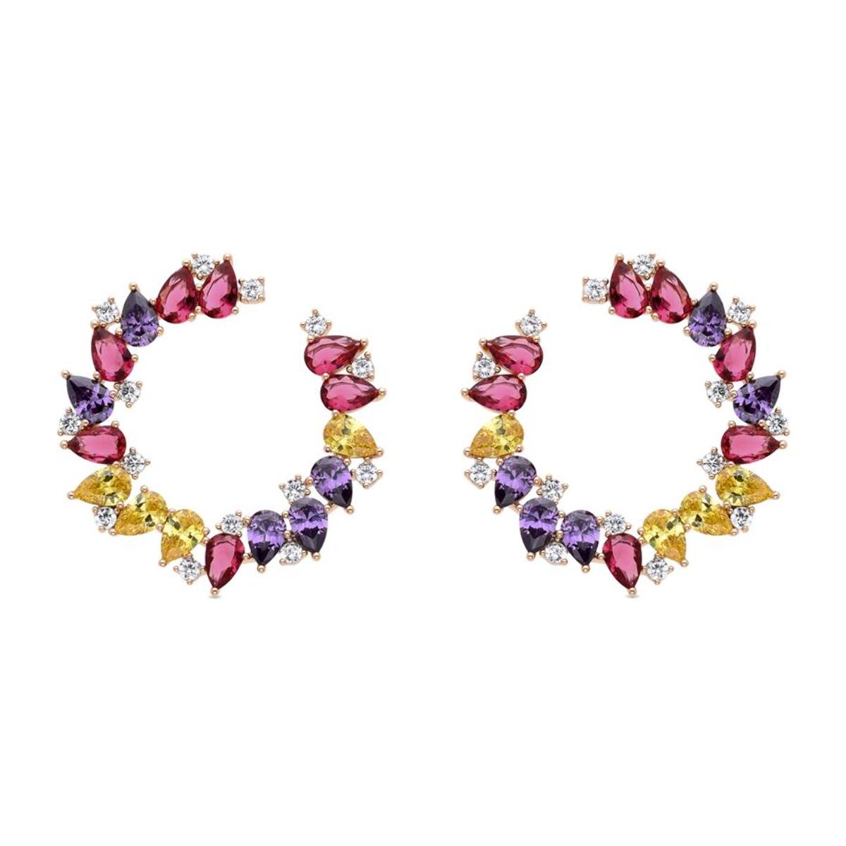 Pendientes Lux by Lux acabadoss en oro amarillo de 18K