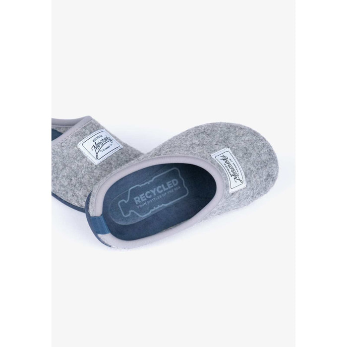 Zapatillas de casa ecológicas en color gris azulado