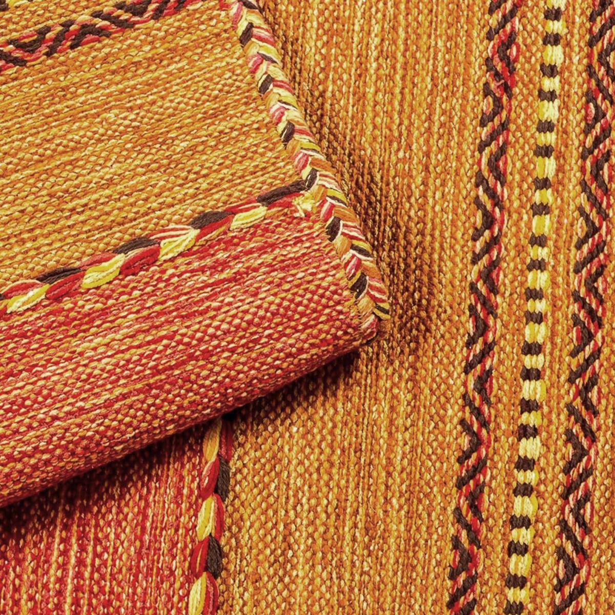 Tapis Buvo tissé à la main en Coton