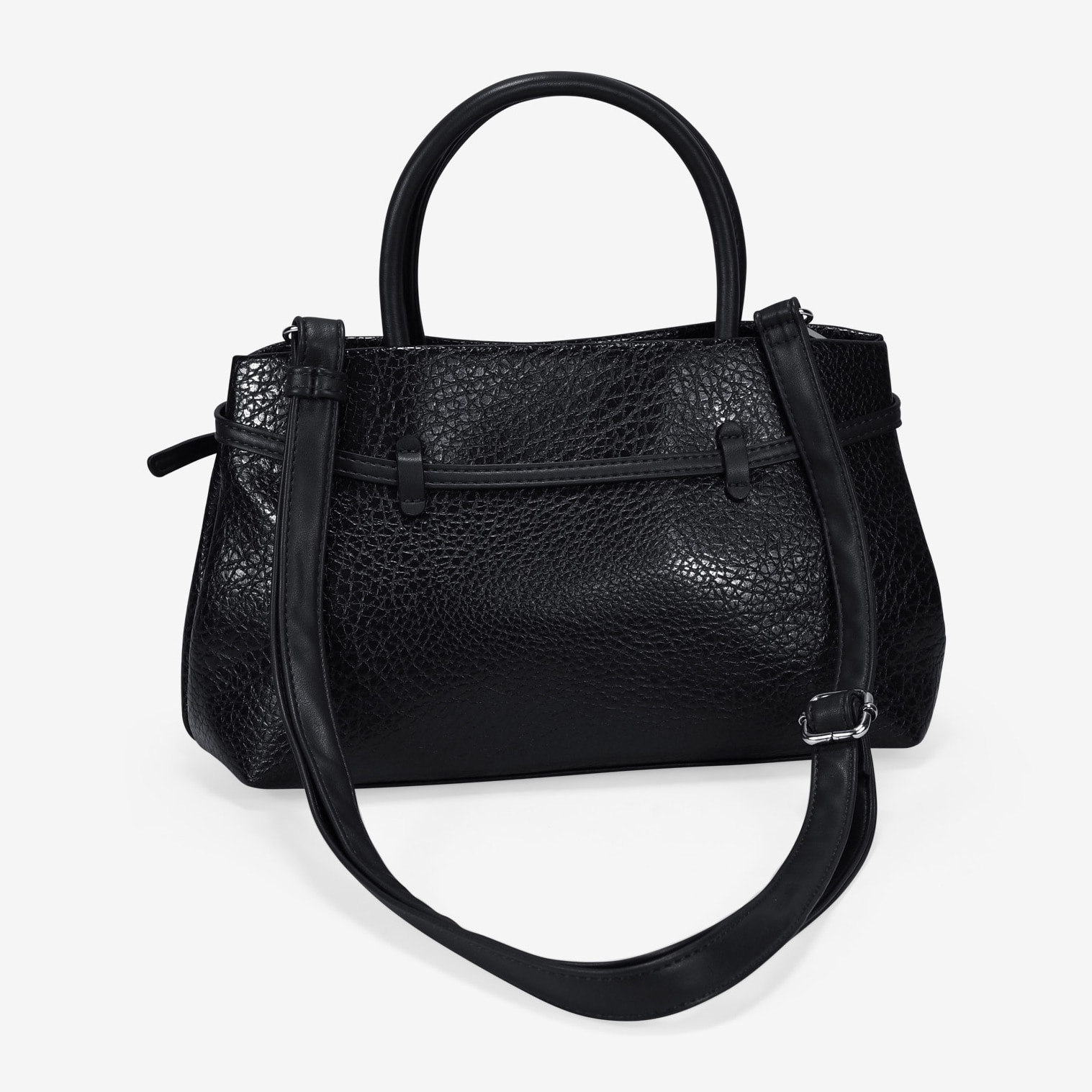 Bolso de mano negro con cinturón y hebilla