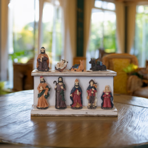 Set de 9 figuritas para belén con medidas variadas