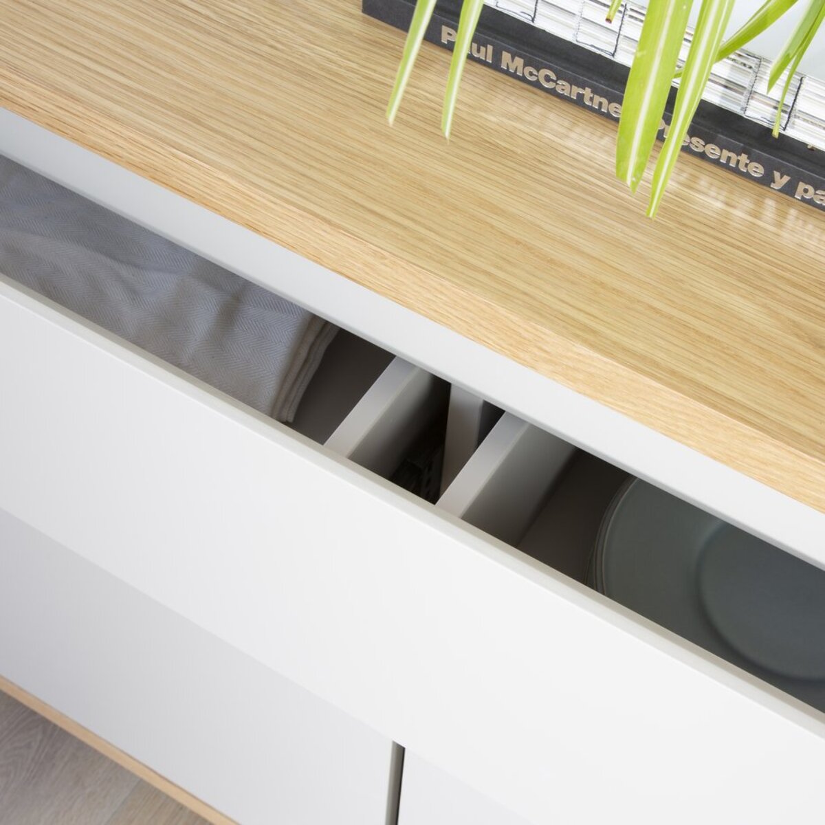 Buffet Ellinor -tableau en chêne et panneau mdf-couleur chêne/beige 170 x 80 x 40 cm