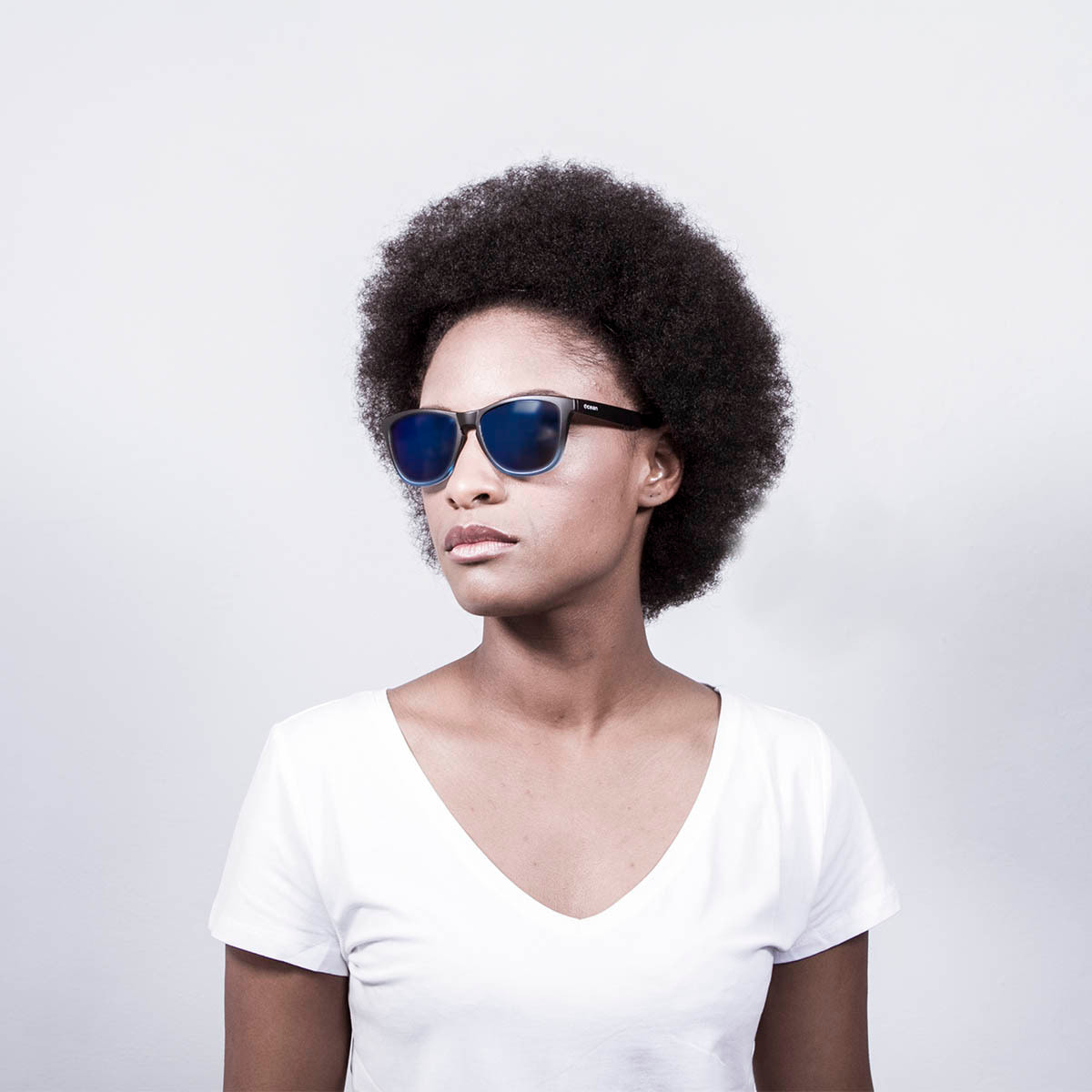 Gafas de sol OCEAN SEA - Negro mate arriba y azul transparente abajo con azul revo