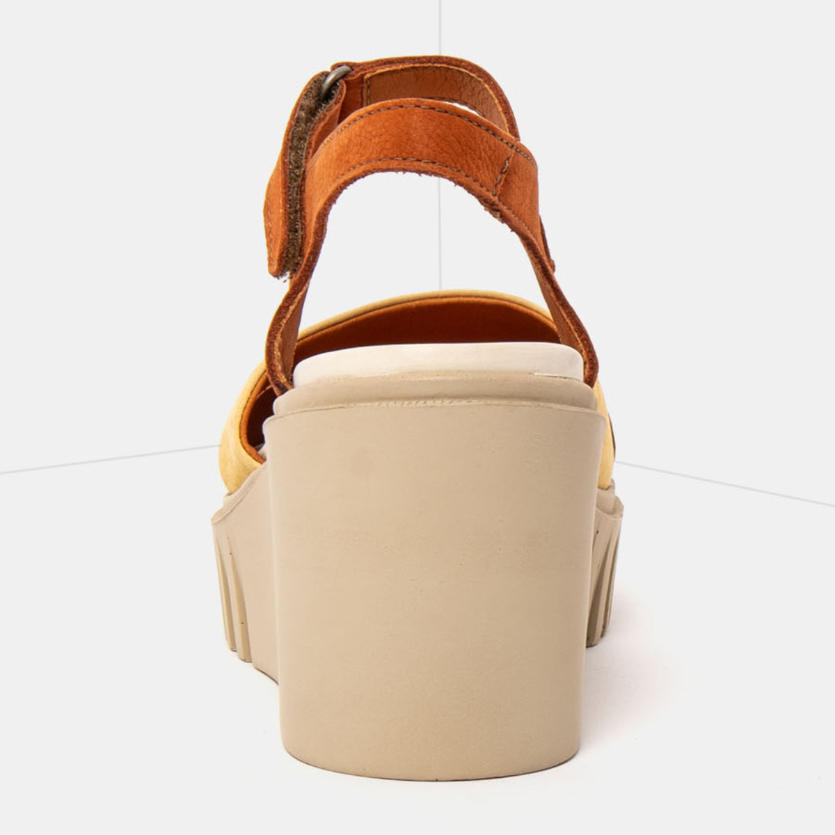 Sandalia de cuña 2083 NOBUCK DARK ORANGE-HONEY/ CATANIA color Dark orange-honey