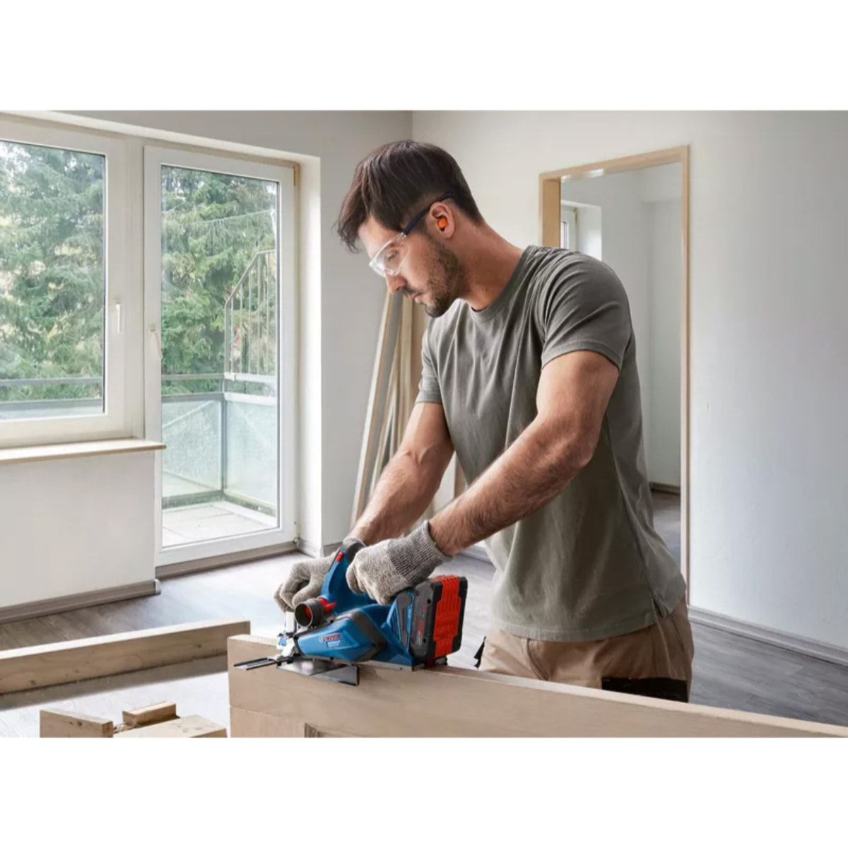 Rabot sans fil GHO18V-26 - BOSCH - Sans batterie, ni chargeur - L-Boxx - 06015B5000