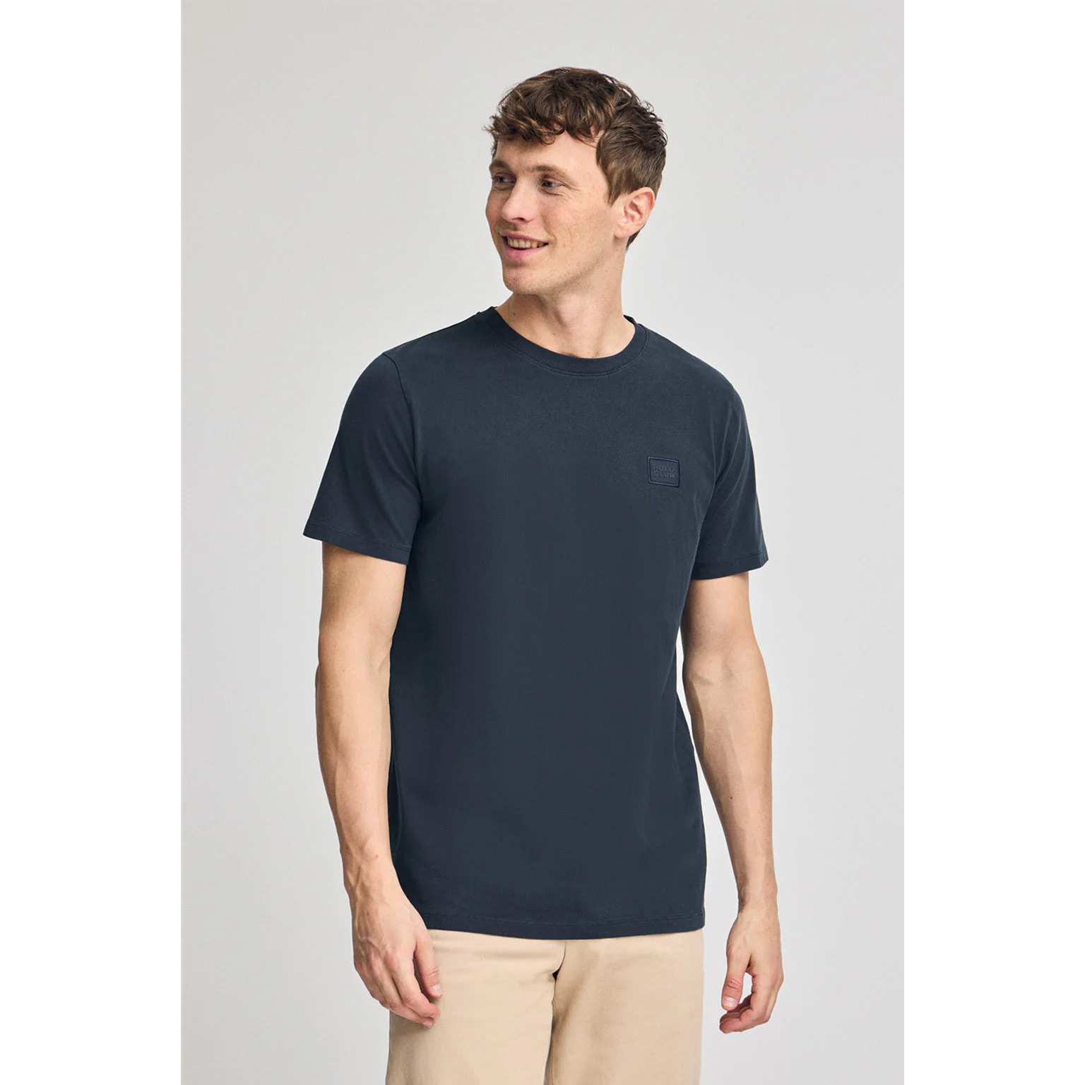 Camiseta azul marino garment dye con detalle Polo Club