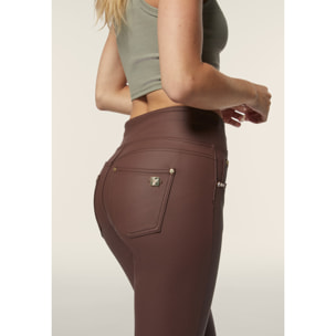 Pantaloni in Similpelle Laminata con Vita Alta a Incrocio