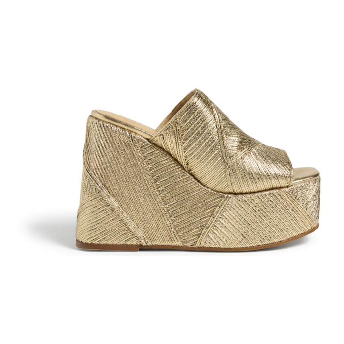 Mule en rafia con cuña de 13 cm