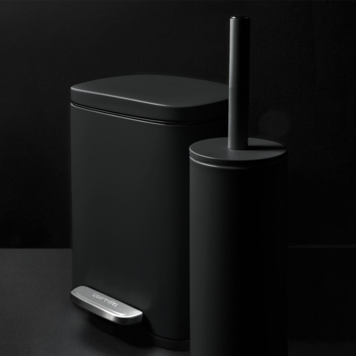 Set Poubelle à  pédale 5L & Brosse Wc AKIRA Noir mat Spirella