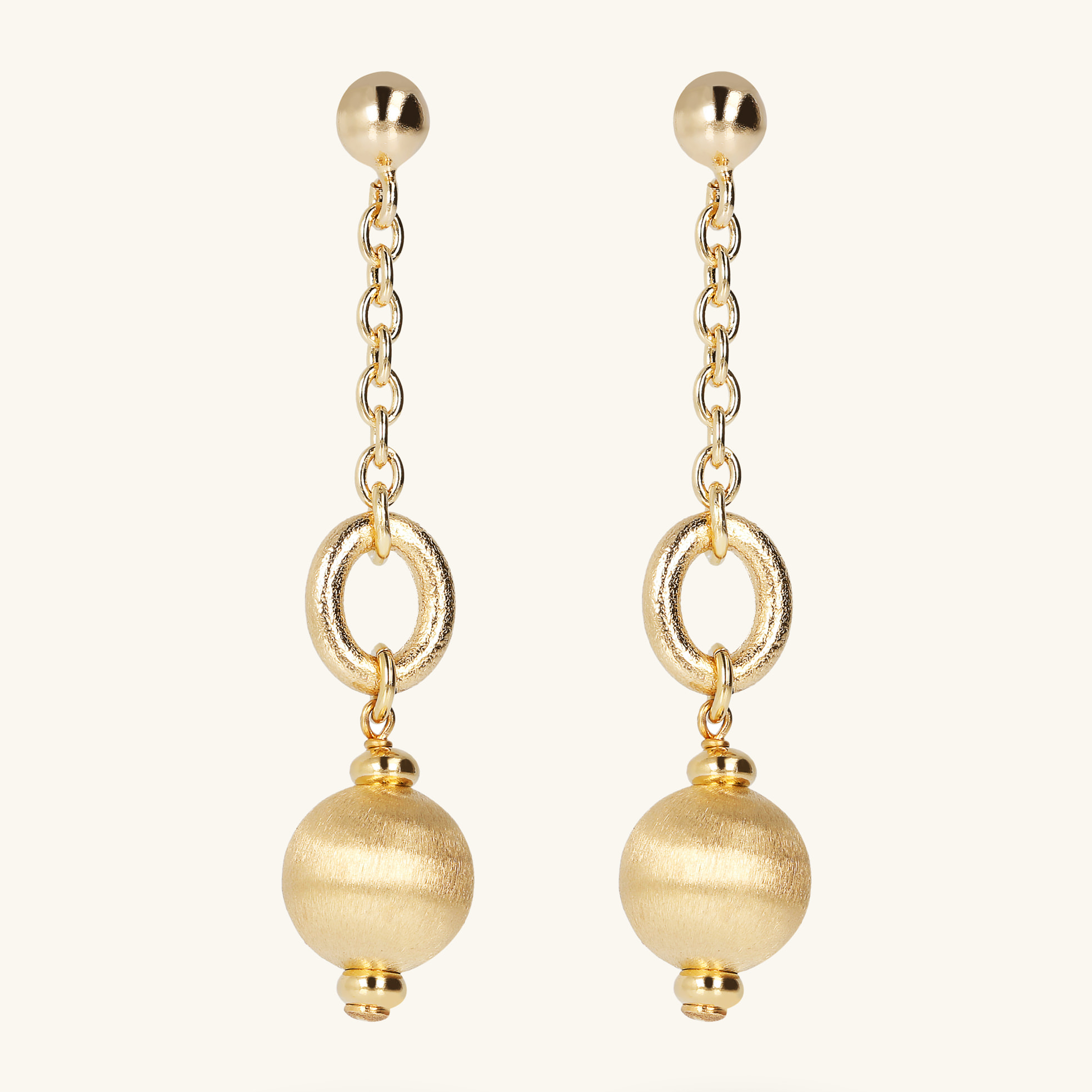 Orecchini Pendenti a Filo Catena Rolo e Sfera Satinata