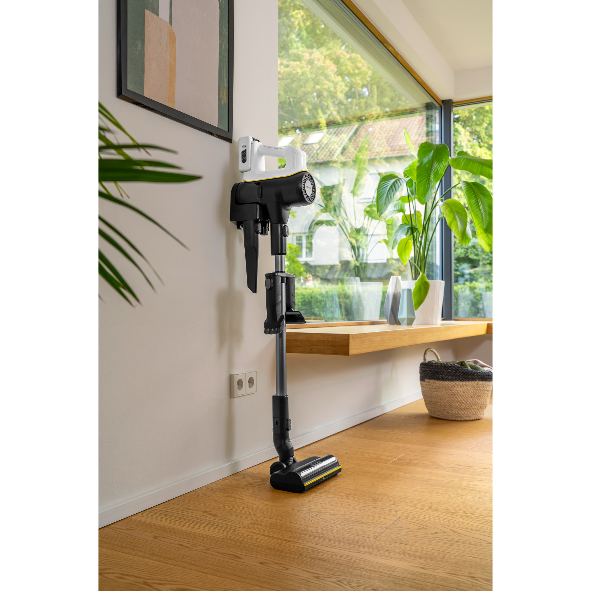 Aspirateur balai sans fil Kärcher VCS 5-28 Infinity Boost - 2 batterie - HEPA - brosse anti emmelement - 60min